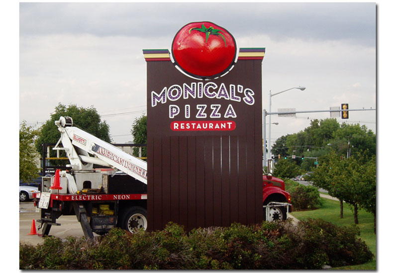 Monical's Pizza monument sign